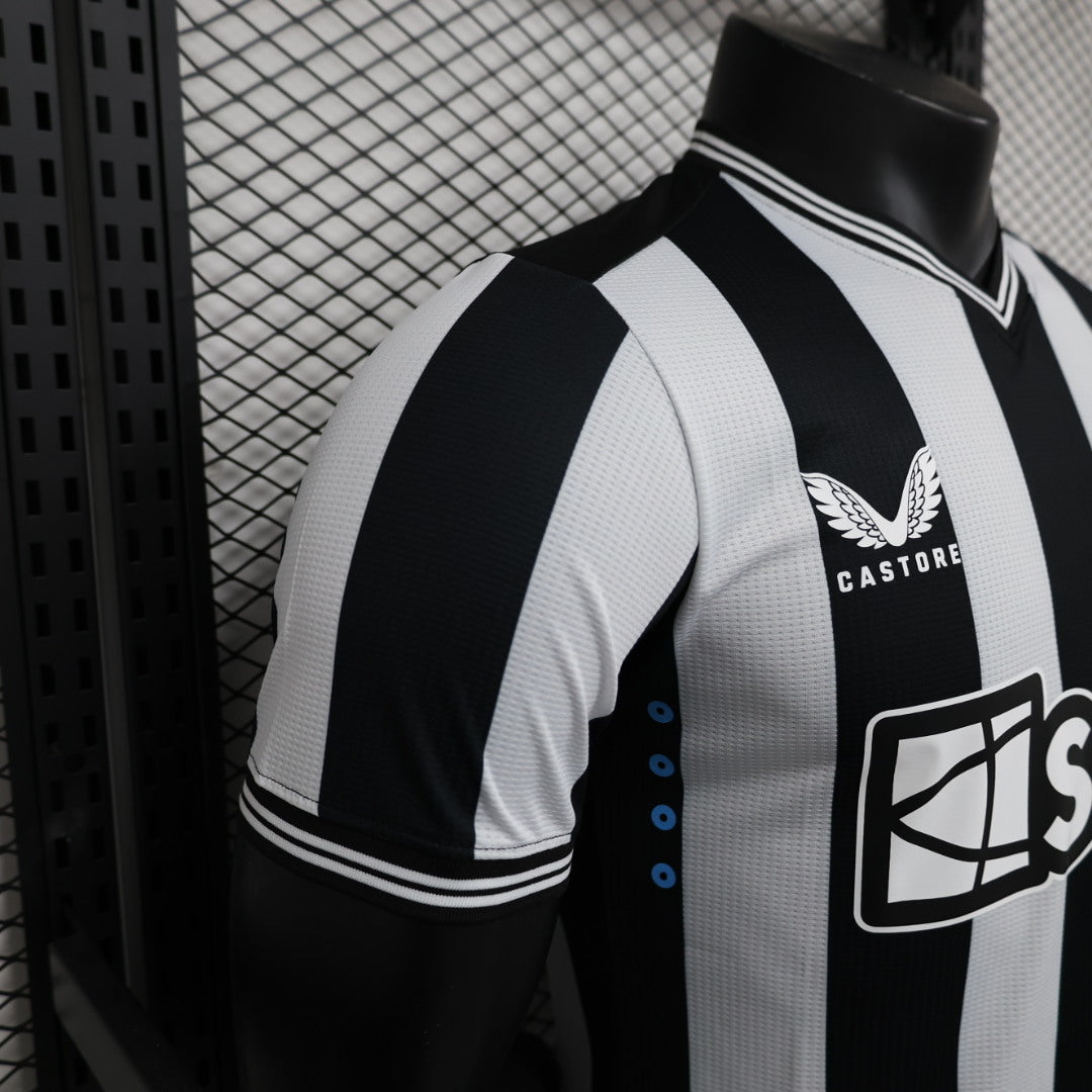 Newcastle United F.C. shirt player version 23/24