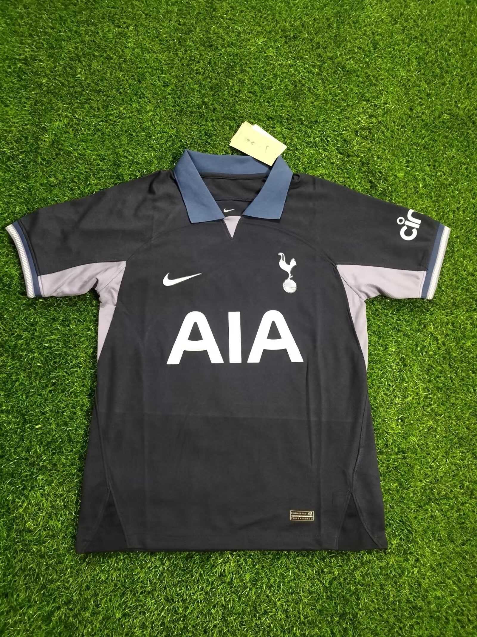 Tottenham Hotspur F.C. shirt Audience version 23/24